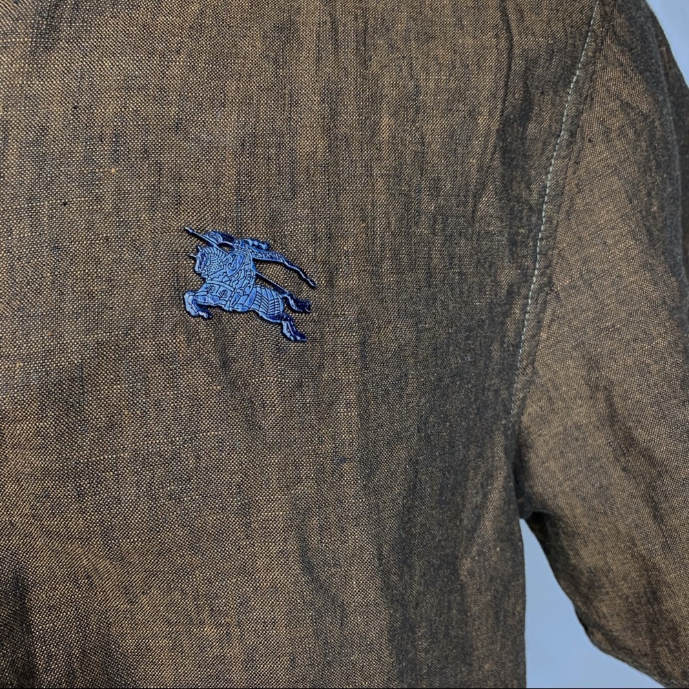 Sold-Burberry Brit Men Medium Button Down Metal - Picture 3 of 6